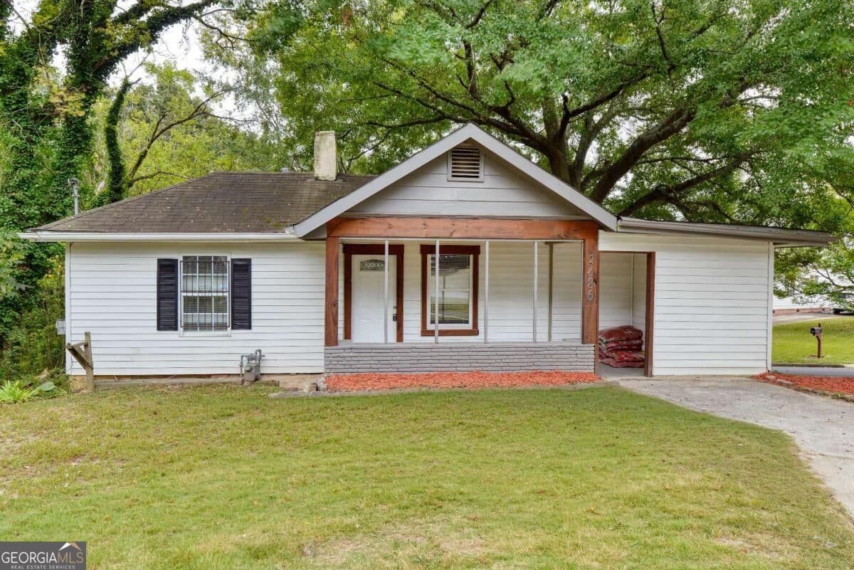 3 bedroom, 2 bathroom, 1,260 sq ft single family residence for rent at 2486 Claude Street, Atlanta, GA 30318 for $1,850 a month — photo 1 of 26
