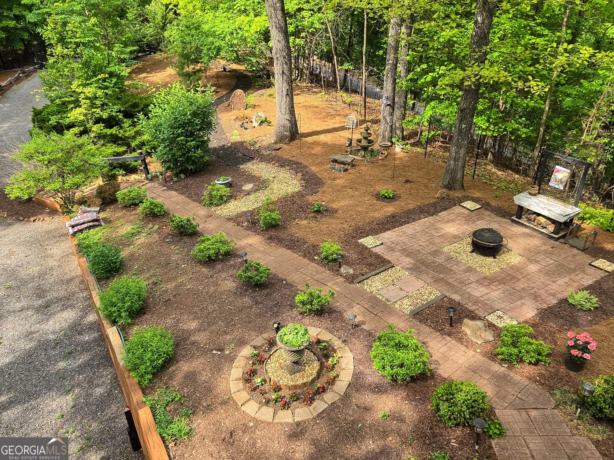 2 bedroom, 2 bathroom, 2,430 sq ft single family residence for sale at 1900 Long Ridge Road, Hiawassee, GA 30546 — photo 4