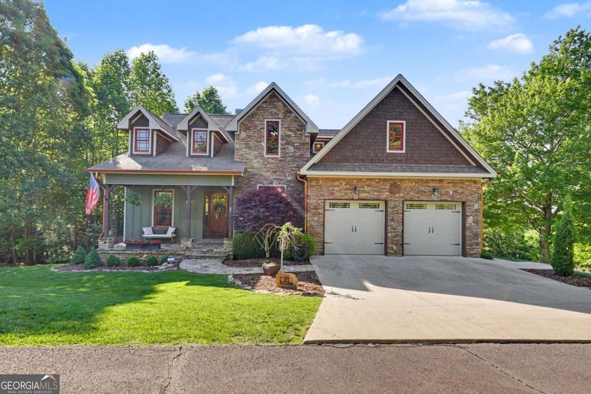 4 bedroom, 3.5 bathroom single family residence for sale at 41 Elm Court, Murphy, NC 28906 — photo 4