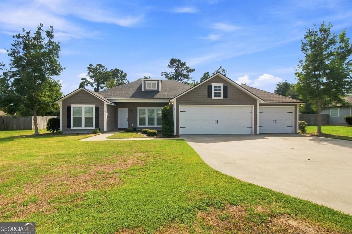 4 bedroom, 2 bathroom, 1,768 sq ft single family residence under contract at 7 Colt Drive, Lakeland, GA 31635