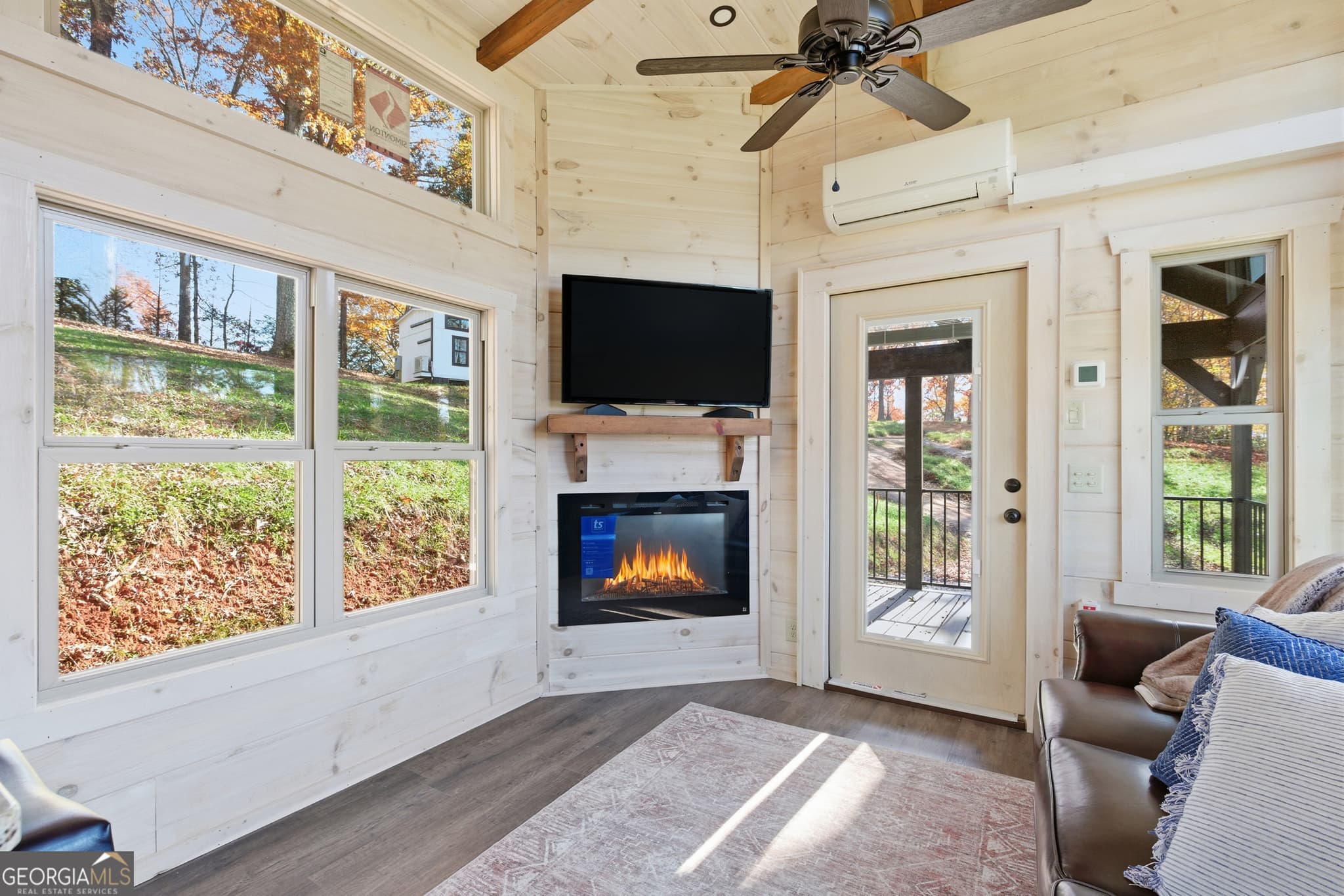 1 bedroom, 1 bathroom, 397 sq ft manufactured home,single family residence for sale at 527 Saunders Road LOT 25, Franklin, NC 28734 — photo 8