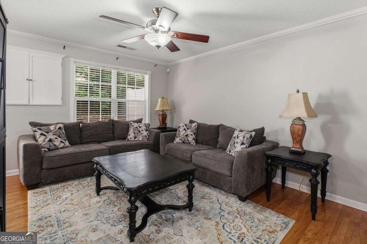 3 bedroom, 2.5 bathroom, 1,212 sq ft townhouse for sale at 6995 Gallant Circle 6, Mableton, GA 30126 — photo 9