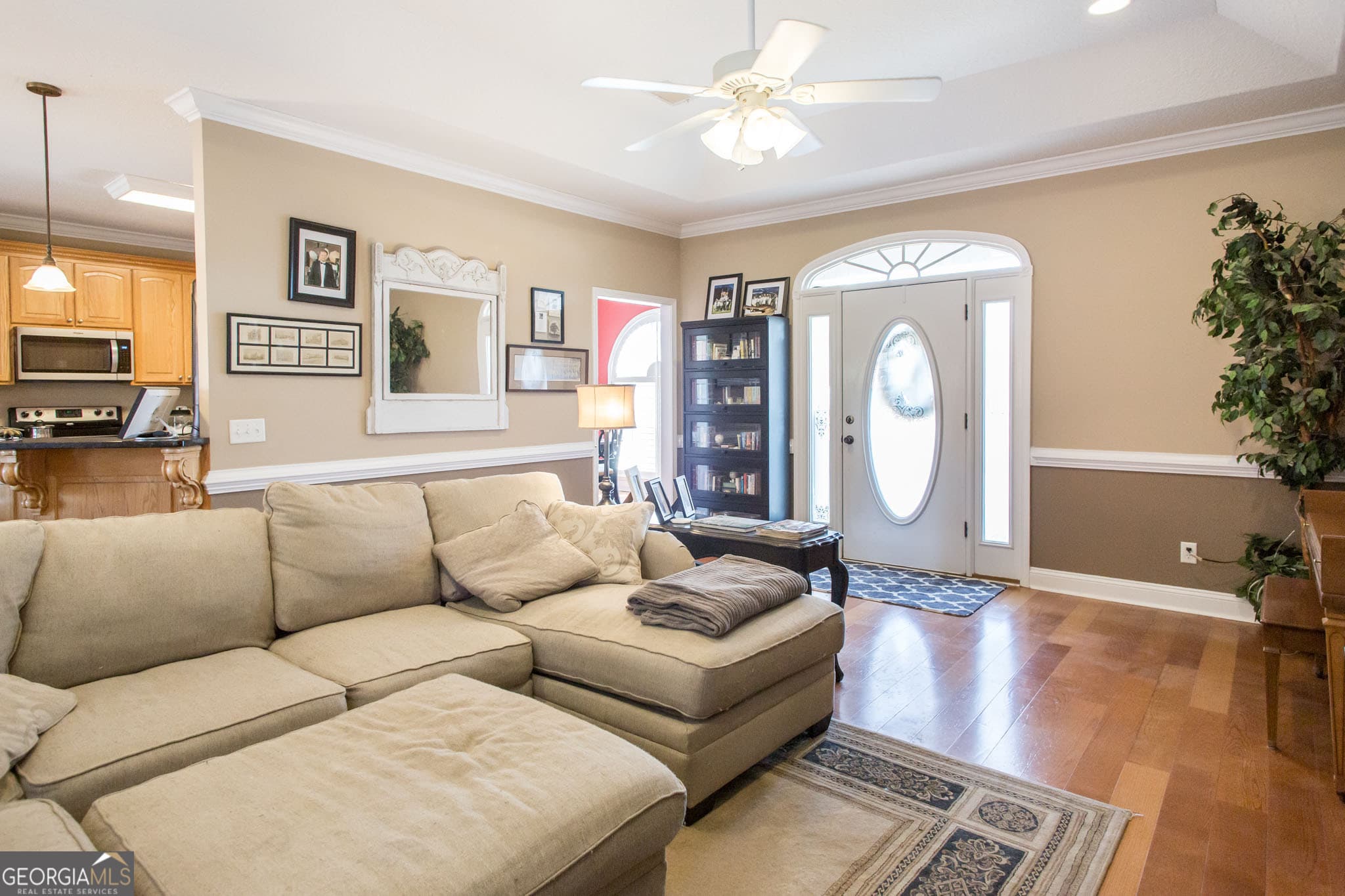 4 bedroom, 2.5 bathroom, 2,418 sq ft single family residence for sale at 851 Carriage Lane, Waycross, GA 31503 — photo 4