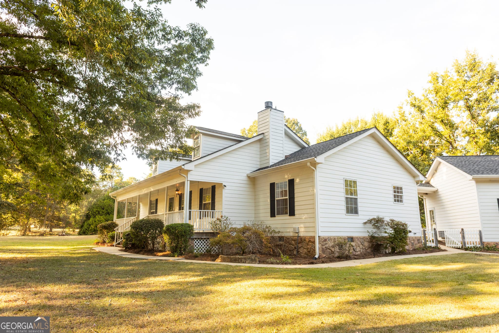 4 bedroom, 3 bathroom, 2,480 sq ft single family residence for sale at 1650 Pierce Dairy Road, Madison, GA 30650 — photo 6