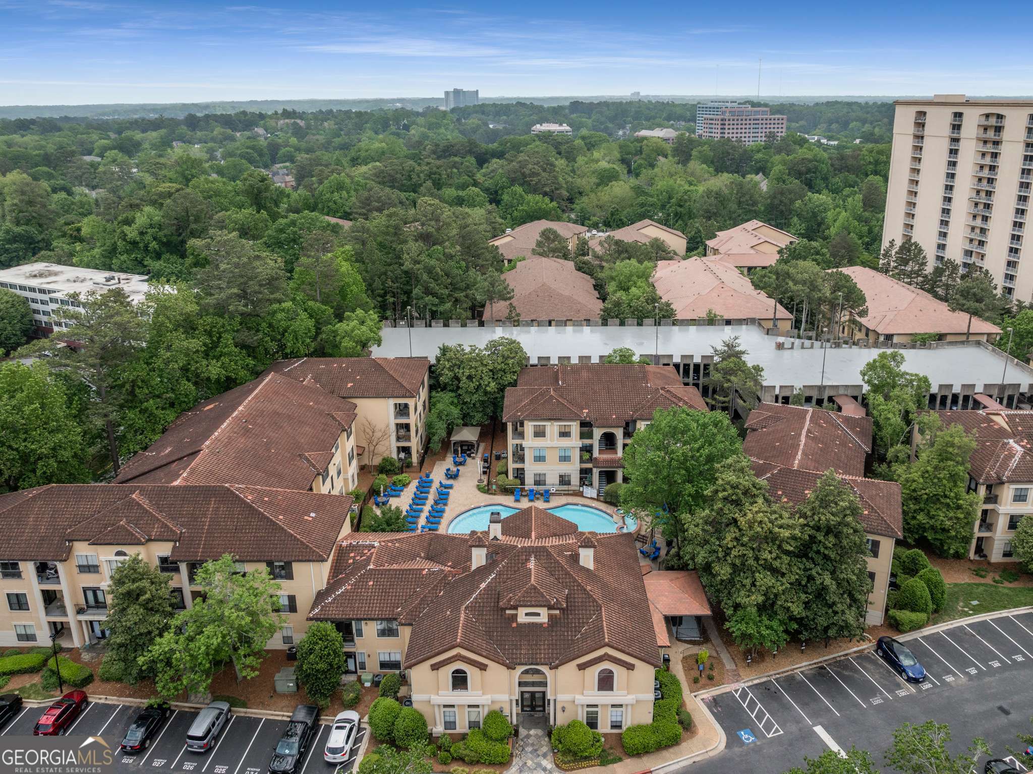 1 bedroom, 1 bathroom, 919 sq ft condominium sold at 3777 Peachtree Road 1536, Atlanta, GA 30319
