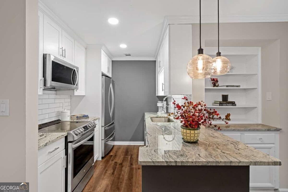 2 bedroom, 2 bathroom, 1,224 sq ft condominium for sale at 23103 Plantation Drive 103, Atlanta, GA 30324 — photo 9