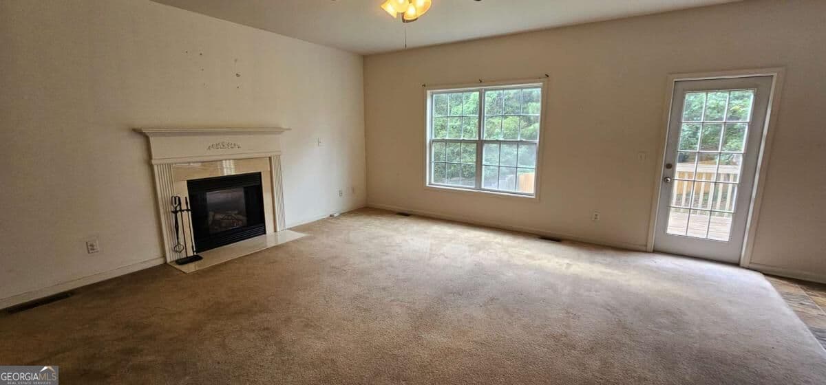 5 bedroom, 3 bathroom, 3,332 sq ft single family residence for sale at 6513 Barkston Trace, Douglasville, GA 30135 — photo 7