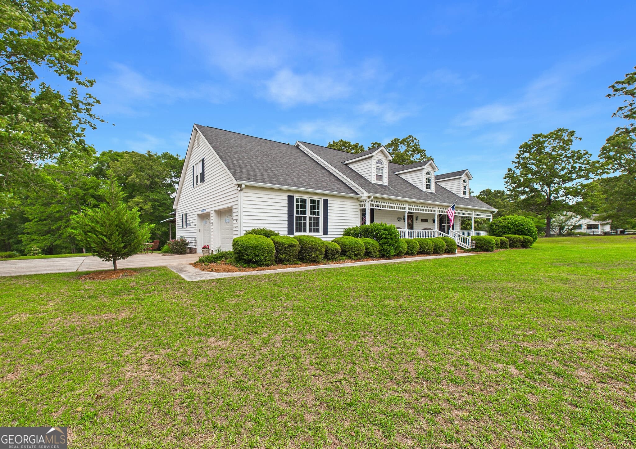 4 bedroom, 4 bathroom, 4,158 sq ft single family residence for sale at 5771 Rogers Road, Lizella, GA 31052 — photo 9