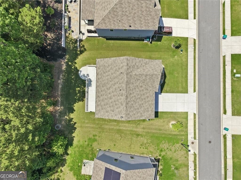 5 bedroom, 3 bathroom single family residence for rent at 1007 Sly Fox Run, Fairburn, GA 30213 for $3,100 a month — photo 3