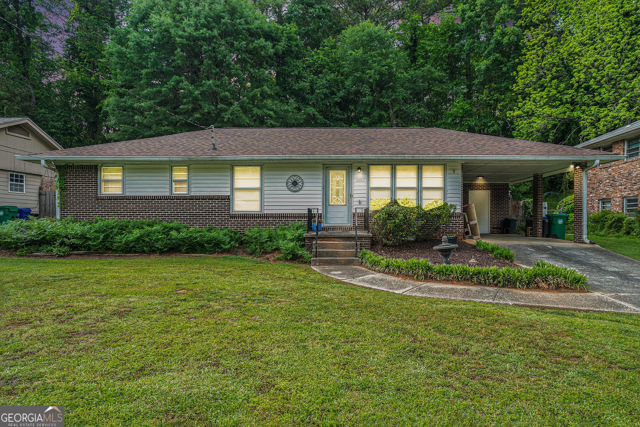 3 bedroom, 1.5 bathroom, 1,215 sq ft single family residence sold at 2882 Concord Drive, Decatur, GA 30033