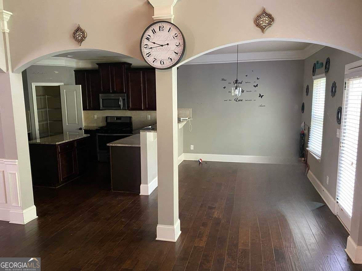 5 bedroom, 3.5 bathroom, 4,080 sq ft single family residence for sale at 5646 Whispering Pines Lane, Douglasville, GA 30135 — photo 7