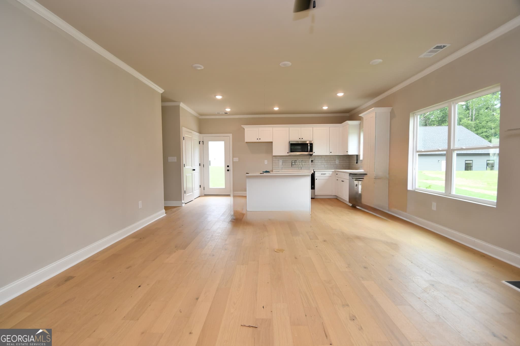 3 bedroom, 2 bathroom, 1,294 sq ft single family residence for sale at 225 Timsbury Drive, Athens, GA 30607 — photo 4