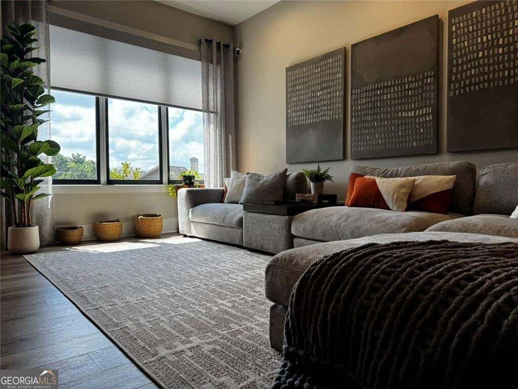 4 bedroom, 4.5 bathroom, 2,814 sq ft townhouse for sale at 422 Forrest Avenue, Gainesville, GA 30501 — photo 6