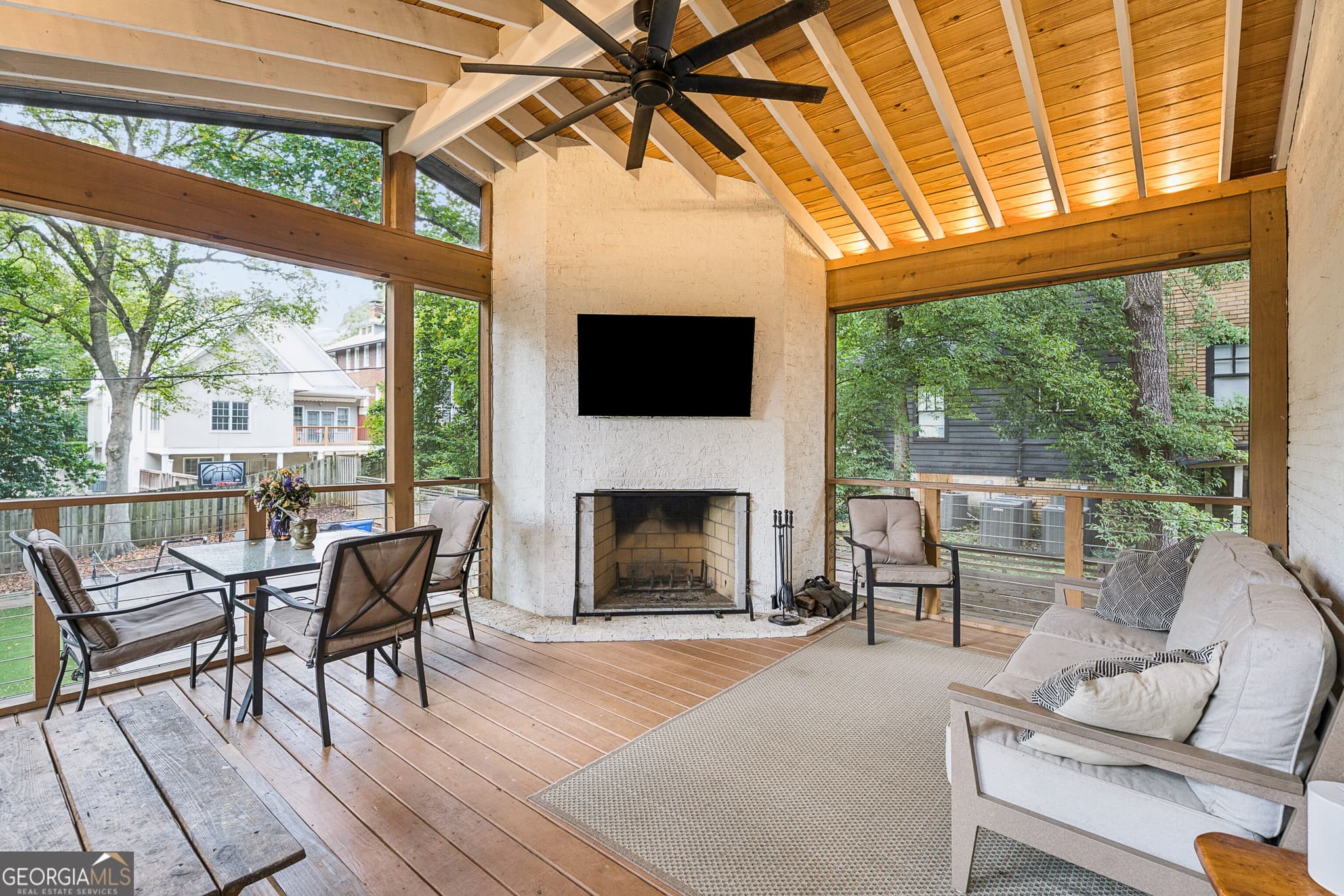3 bedroom, 2.5 bathroom, 2,462 sq ft single family residence for sale at 700 Penn Avenue, Atlanta, GA 30308 — photo 3