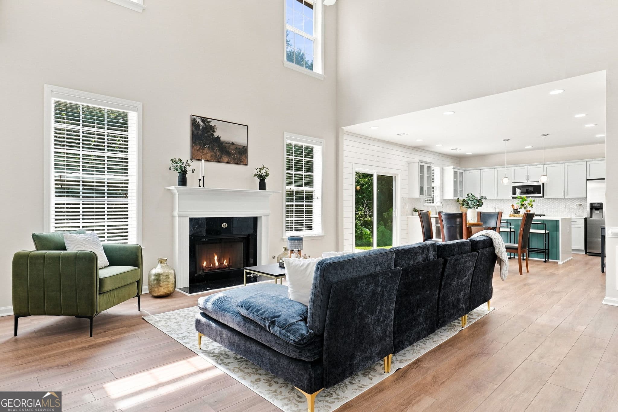 5 bedroom, 3 bathroom, 3,152 sq ft single family residence for sale at 853 Van Briggle Path, Sugar Hill, GA 30518 — photo 9