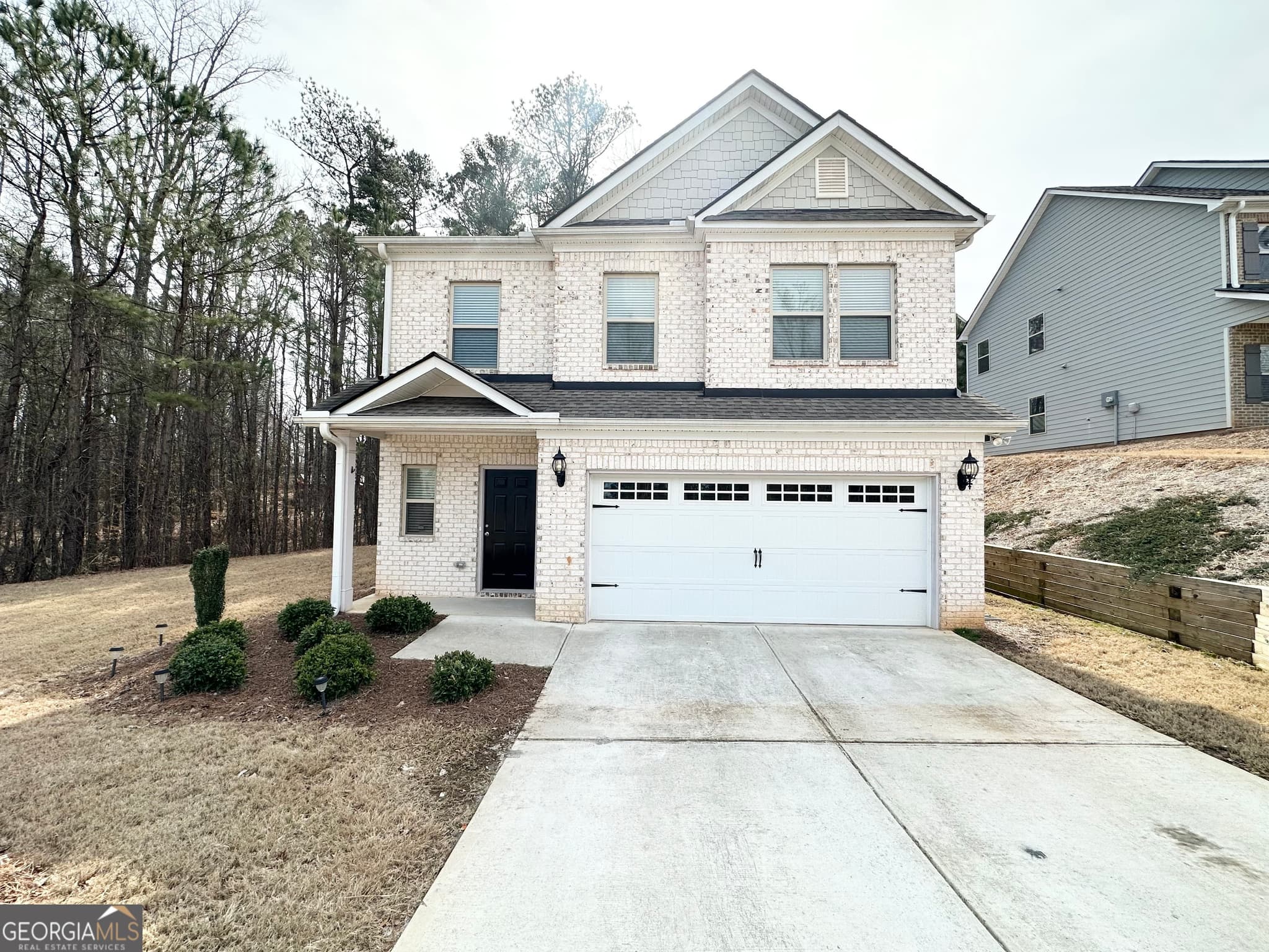 3 bedroom, 2.5 bathroom, 2,351 sq ft single family residence for sale at 26 Dublin Way, Dallas, GA 30132 — photo 2
