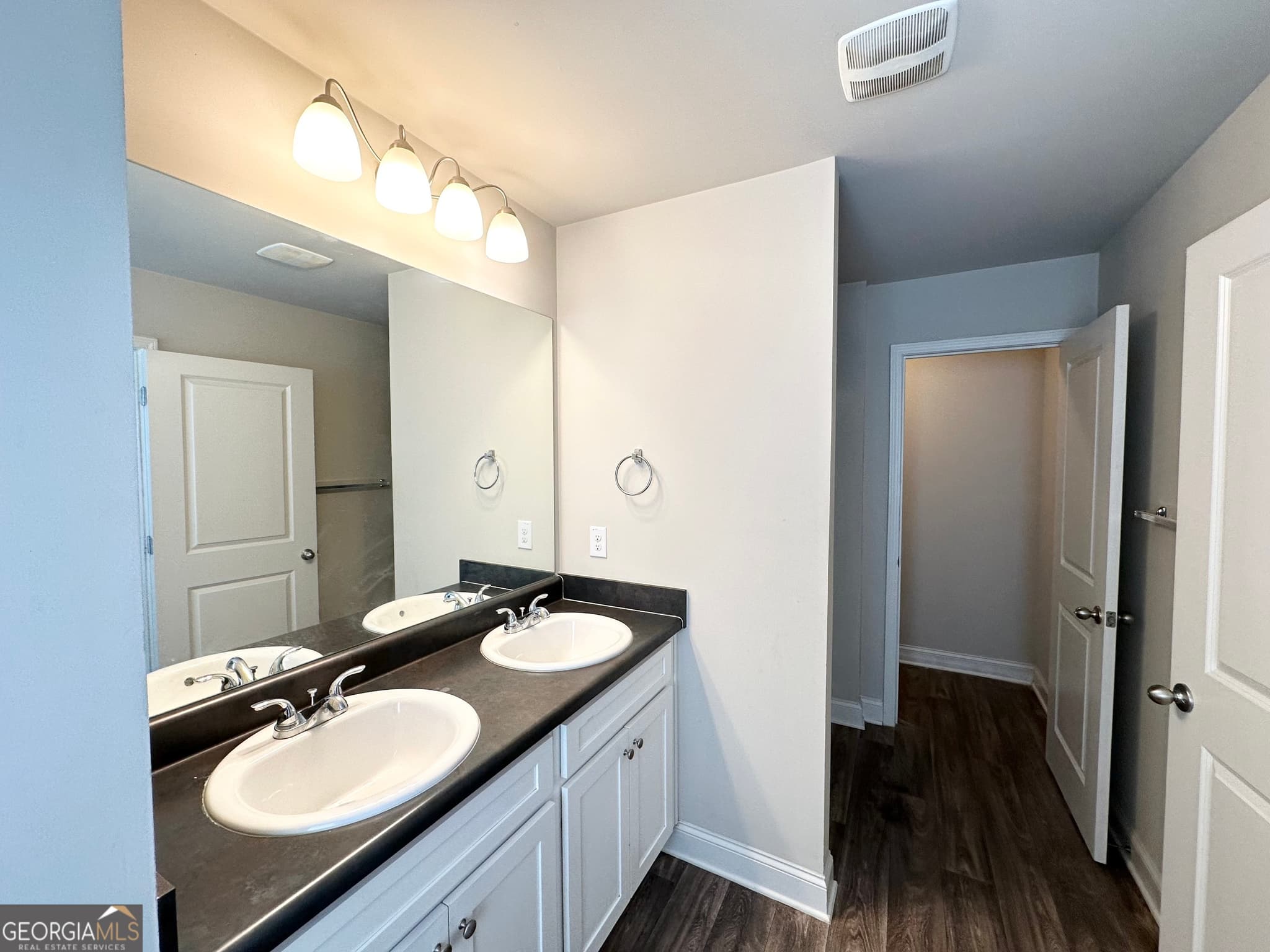 3 bedroom, 2.5 bathroom, 2,351 sq ft single family residence for sale at 26 Dublin Way, Dallas, GA 30132 — photo 8