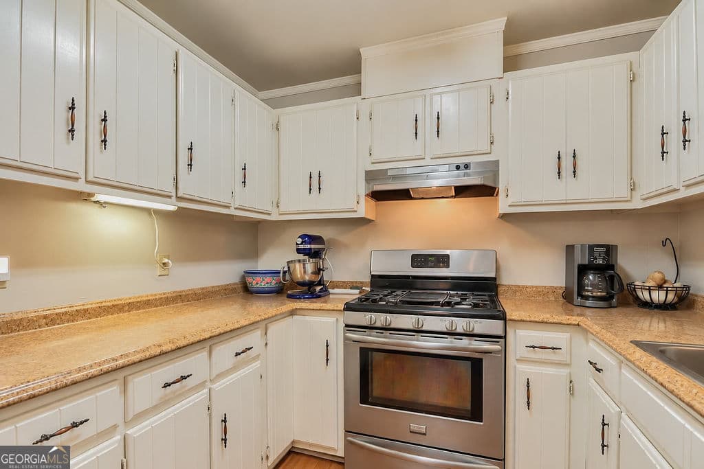 4 bedroom, 3 bathroom, 1,808 sq ft single family residence under contract at 2618 GA Hwy 86, Adrian, GA 31002 — photo 6