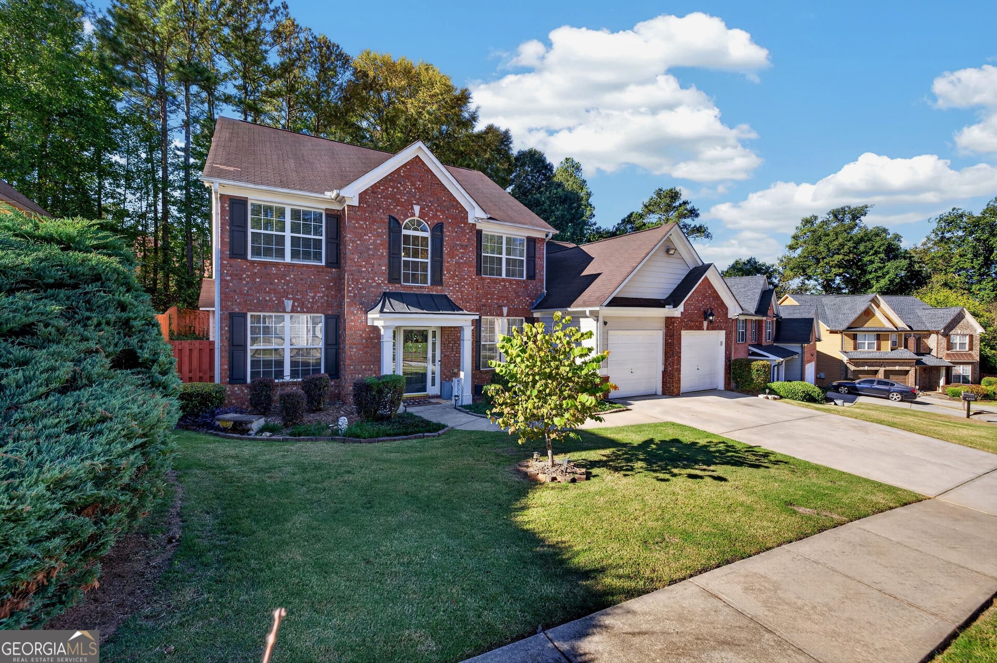 4 bedroom, 2.5 bathroom, 2,962 sq ft single family residence for sale at 4448 Yosemite Park Way, Snellville, GA 30039 — photo 3