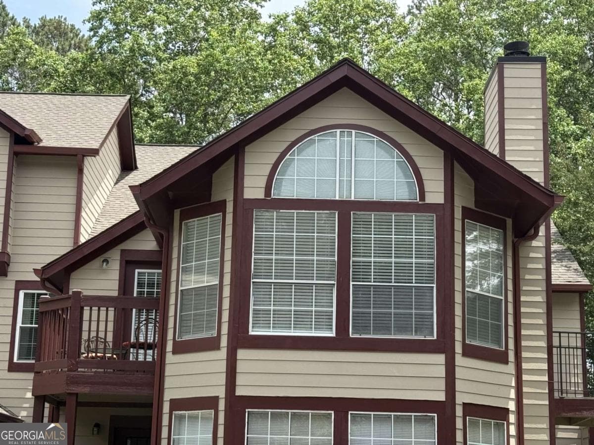 2 bedroom, 2 bathroom, 880 sq ft condominium sold at 105 Hawkstone Way, Alpharetta, GA 30022