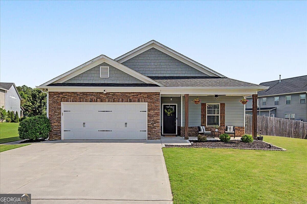 4 bedroom, 2 bathroom, 2,062 sq ft single family residence for sale at 13 Woodland Cove, Cartersville, GA 30121 — photo 2