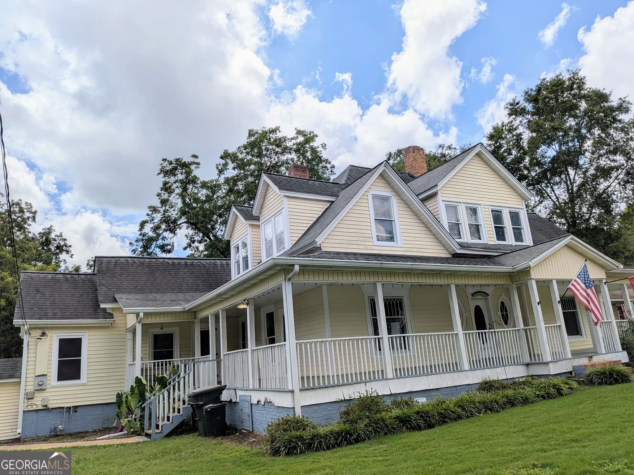 7 bedroom, 2 bathroom, 3,883 sq ft single family residence for sale at 231 Bowers Street, Royston, GA 30662 — photo 3