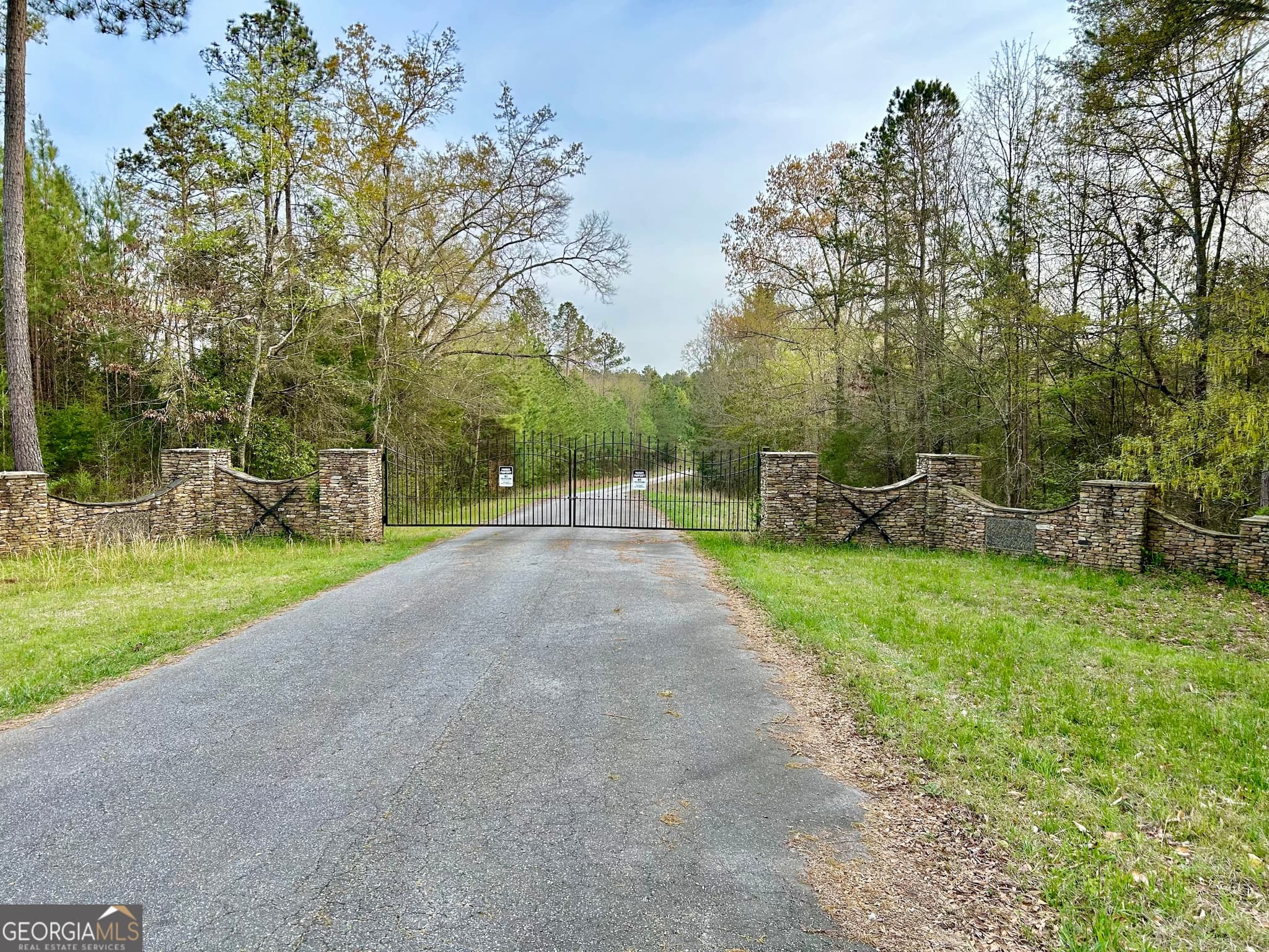 residential lot for sale at 0 Bond Drive, Elberton, GA 30635 — photo 1 of 8