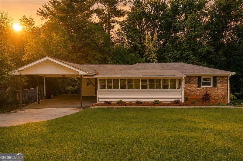 2 bedroom, 2 bathroom, 1,140 sq ft single family residence sold at 4144 Rocky Face Drive, Douglasville, GA 30135