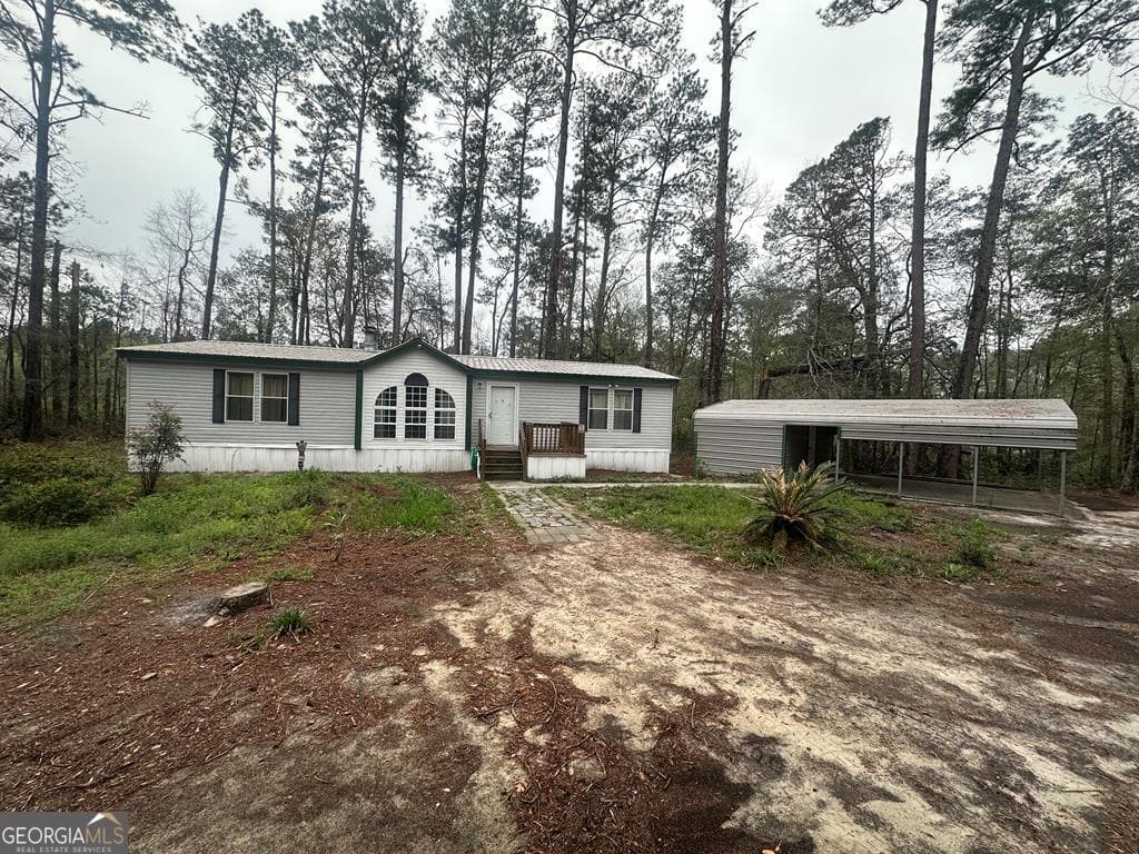 3 bedroom, 2 bathroom, 1,568 sq ft mobile home sold at 17 Oak Ridge Circle, Swainsboro, GA 30401