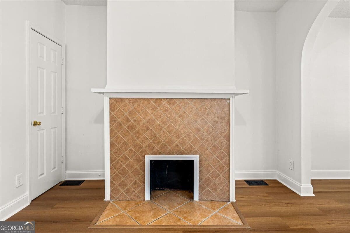 4 bedroom, 2 bathroom, 2,344 sq ft single family residence for rent at 1015 Hill No Street Suffix, Atlanta, GA 30315 for $3,100 a month — photo 7