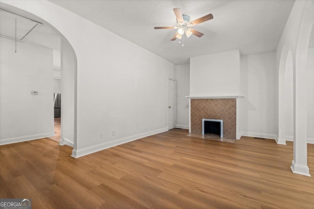 4 bedroom, 2 bathroom, 2,344 sq ft single family residence for rent at 1015 Hill No Street Suffix, Atlanta, GA 30315 for $3,100 a month — photo 5