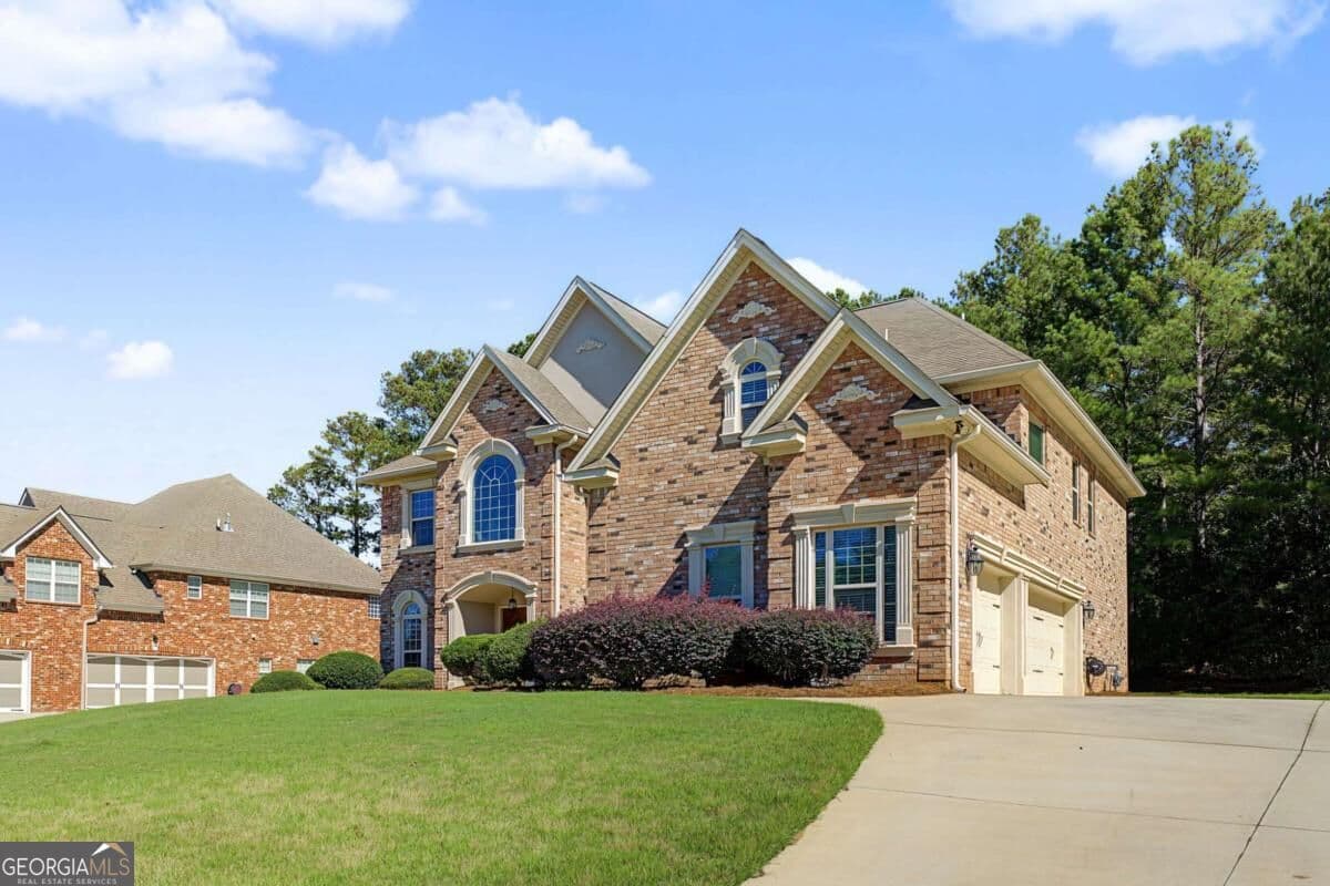 5 bedroom, 4.5 bathroom single family residence for sale at 2101 Autumn Chase Drive, Stockbridge, GA 30281 — photo 5