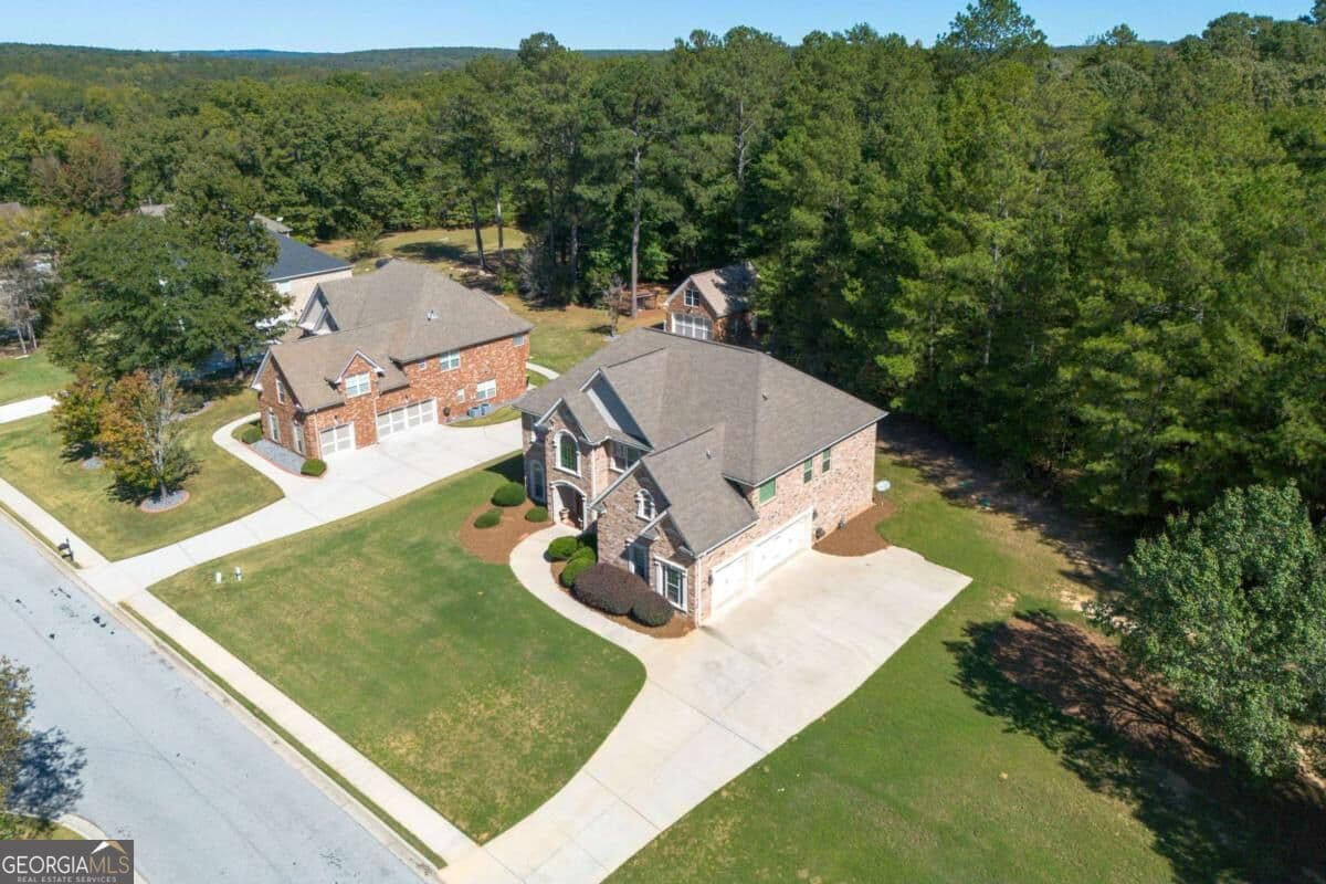 5 bedroom, 4.5 bathroom single family residence for sale at 2101 Autumn Chase Drive, Stockbridge, GA 30281 — photo 4
