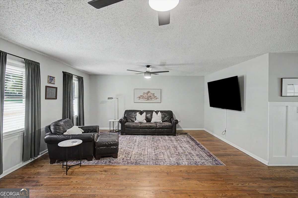 2 bedroom, 2 bathroom, 1,426 sq ft single family residence for sale at 611 Calloway Drive, Rockmart, GA 30153 — photo 9