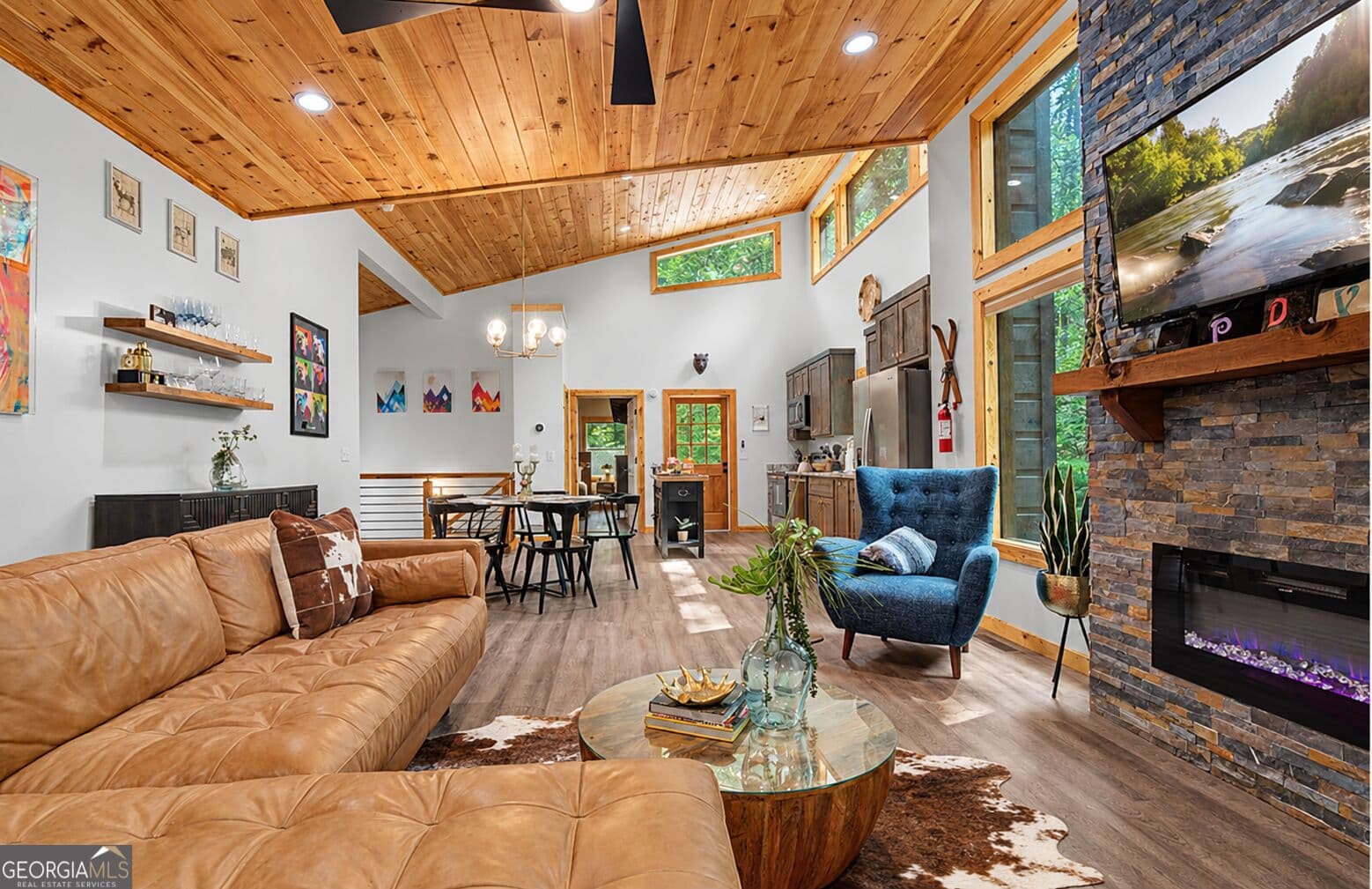 2 bedroom, 2.5 bathroom, 2,013 sq ft cabin,single family residence for sale at 67 Citrine Court 3415, Ellijay, GA 30540 — photo 10
