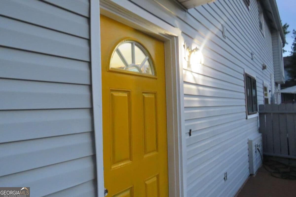 3 bedroom, 2.5 bathroom, 1,440 sq ft townhouse for rent at 22 FAIRVIEW Drive, Jonesboro, GA 30238 for $1,600 a month — photo 3