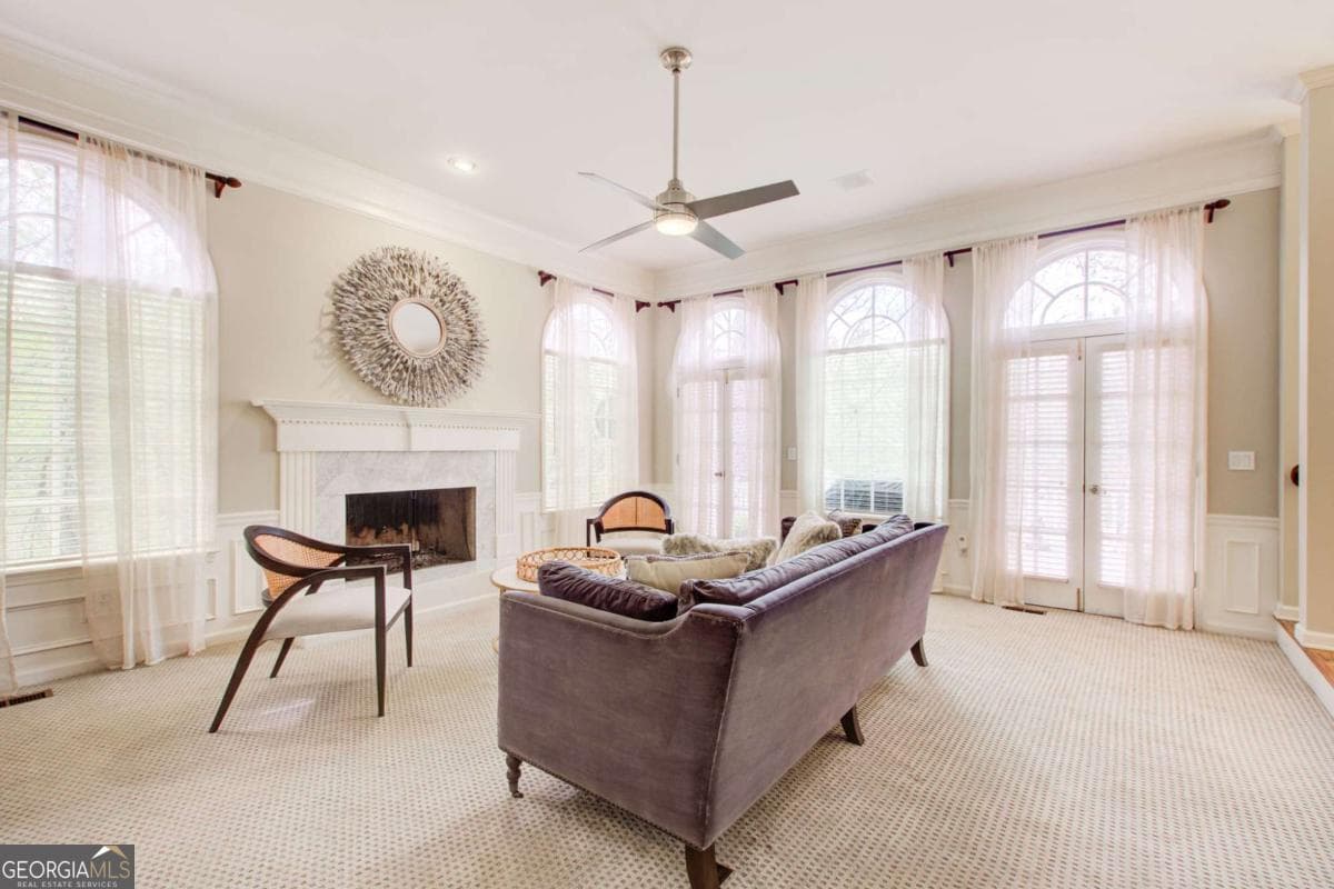 5 bedroom, 4.5 bathroom, 6,605 sq ft single family residence for sale at 940 Waters Reach Court, Alpharetta, GA 30022 — photo 9