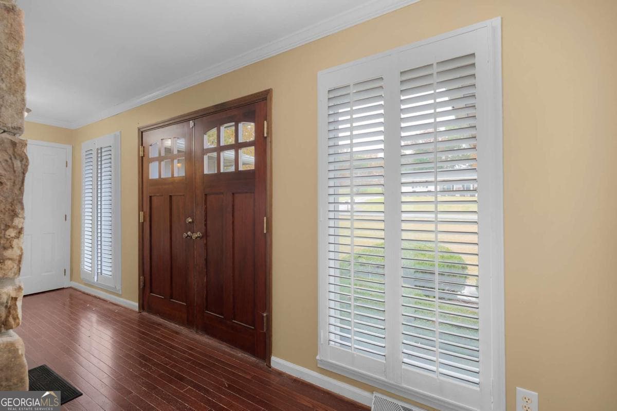 6 bedroom, 3.5 bathroom, 5,196 sq ft single family residence for sale at 127 Windsor Drive, Calhoun, GA 30701 — photo 7