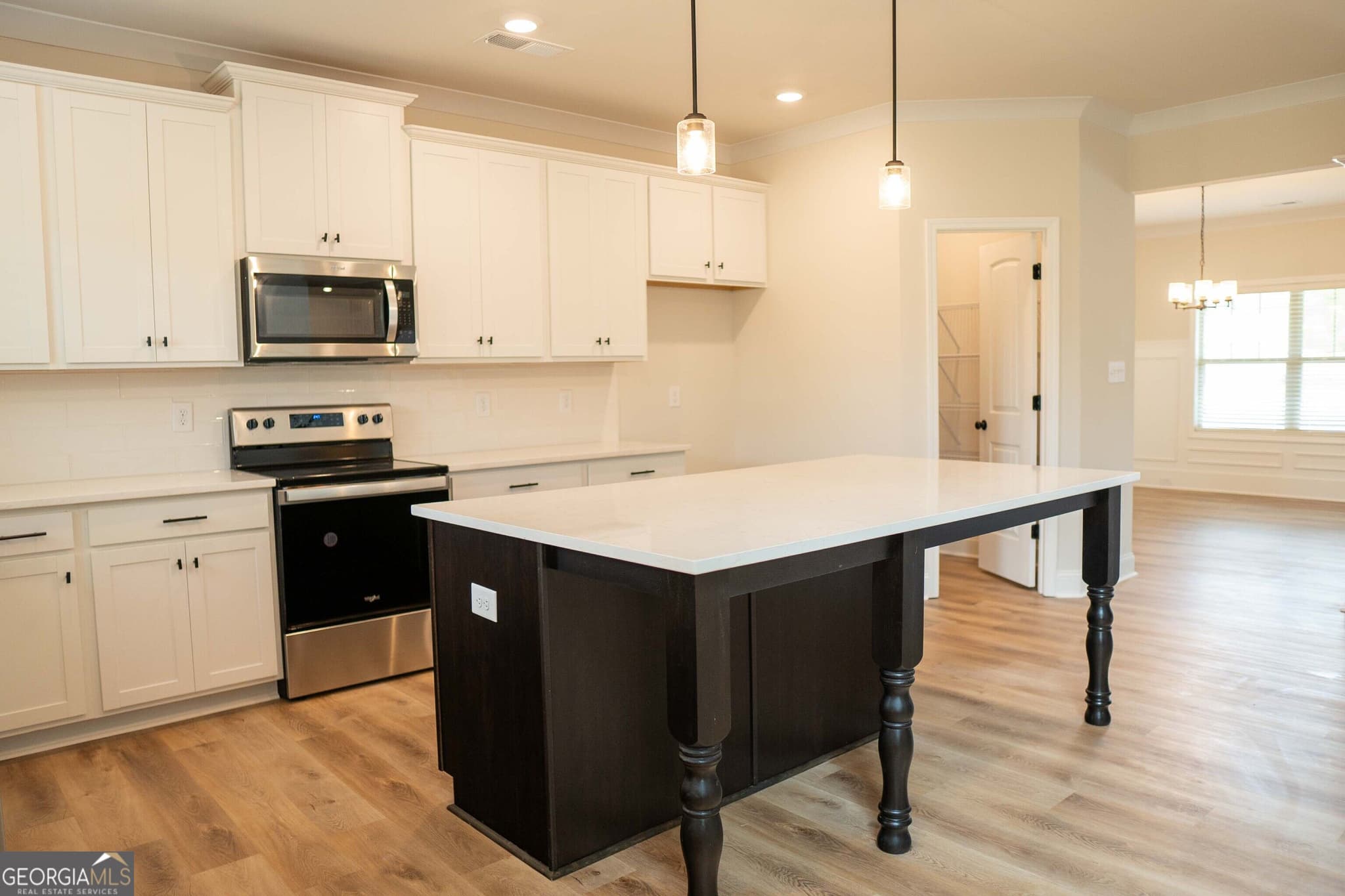 5 bedroom, 3.5 bathroom, 2,795 sq ft single family residence for sale at 126 Bluecoat Trail, Byron, GA 31008 — photo 9