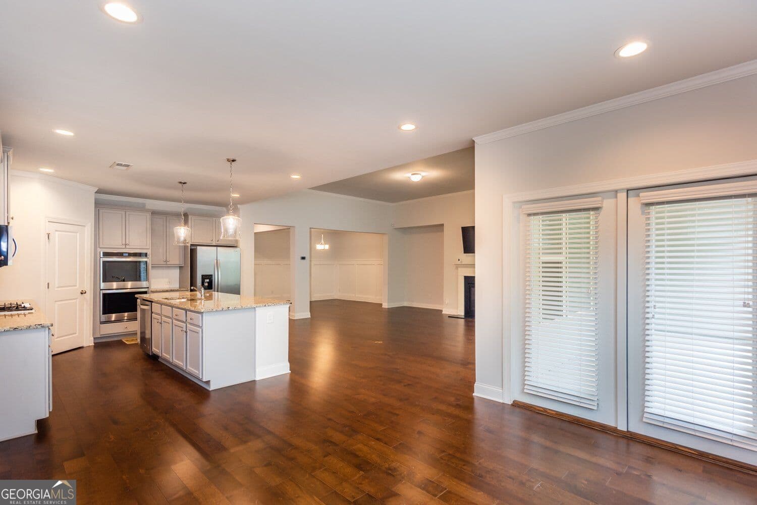 3 bedroom, 2.5 bathroom, 2,950 sq ft single family residence for sale at 3727 Wartrace Drive, Atlanta, GA 30331 — photo 8