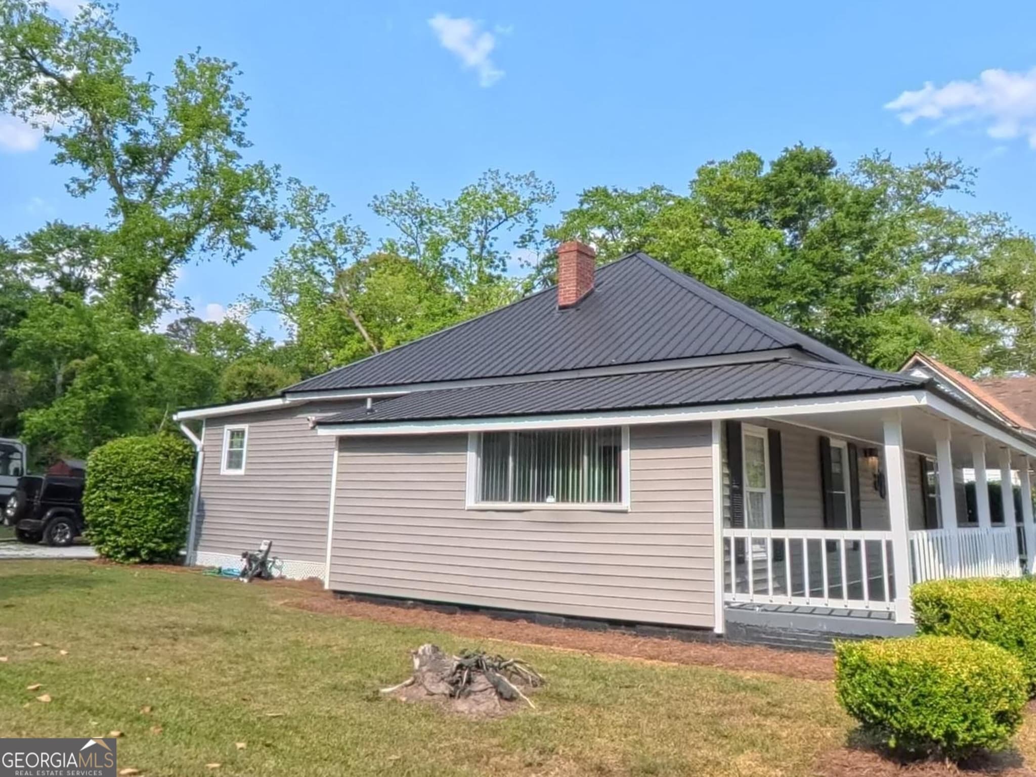 2 bedroom, 2.5 bathroom, 1,883 sq ft single family residence for sale at 58 Cheatham Street, Wadley, GA 30477 — photo 4
