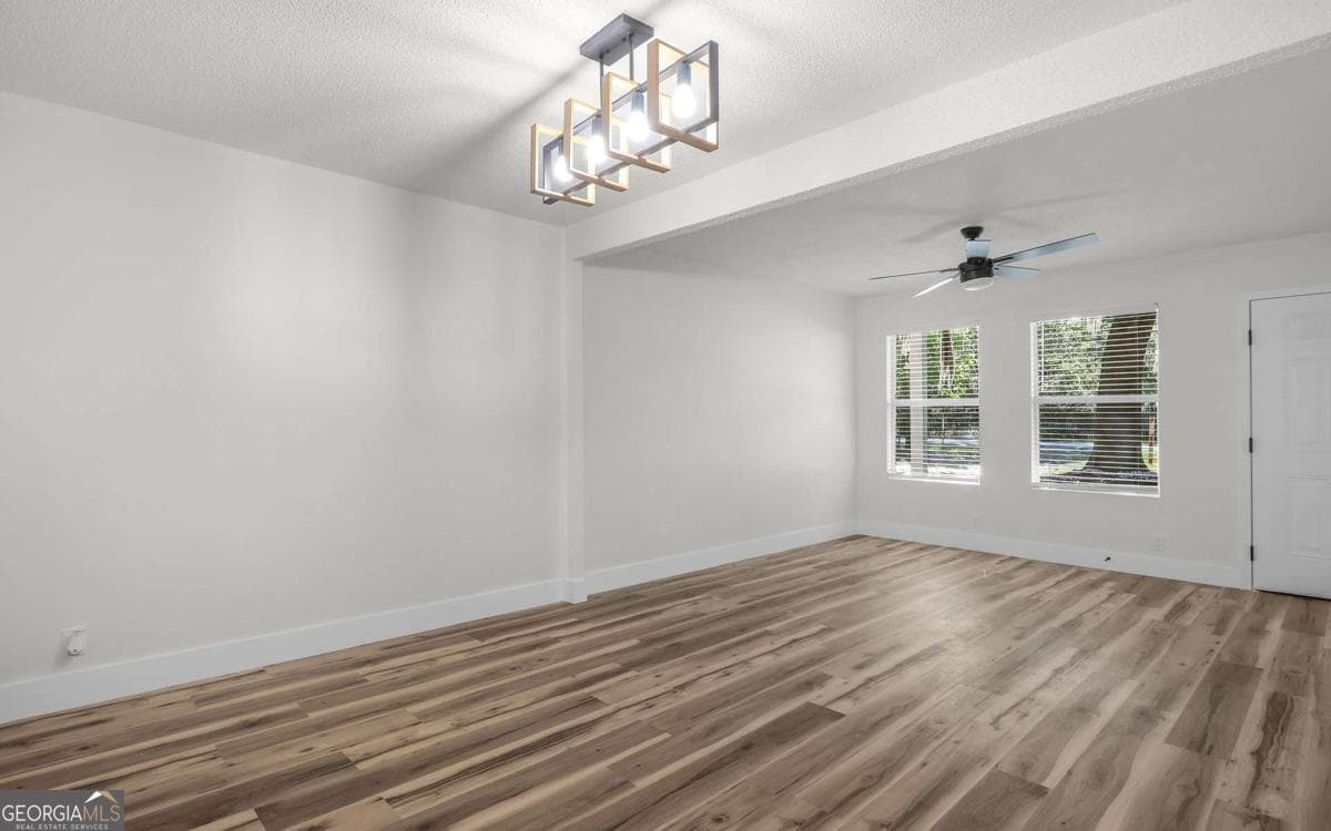 3 bedroom, 2 bathroom, 1,814 sq ft single family residence under contract at 539 Pine Avenue, Midway, GA 31320 — photo 9
