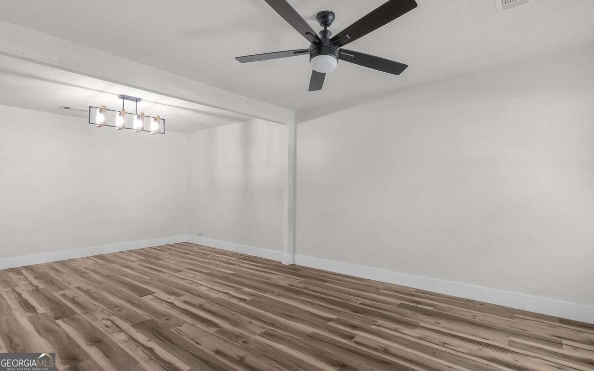 3 bedroom, 2 bathroom, 1,814 sq ft single family residence under contract at 539 Pine Avenue, Midway, GA 31320 — photo 4