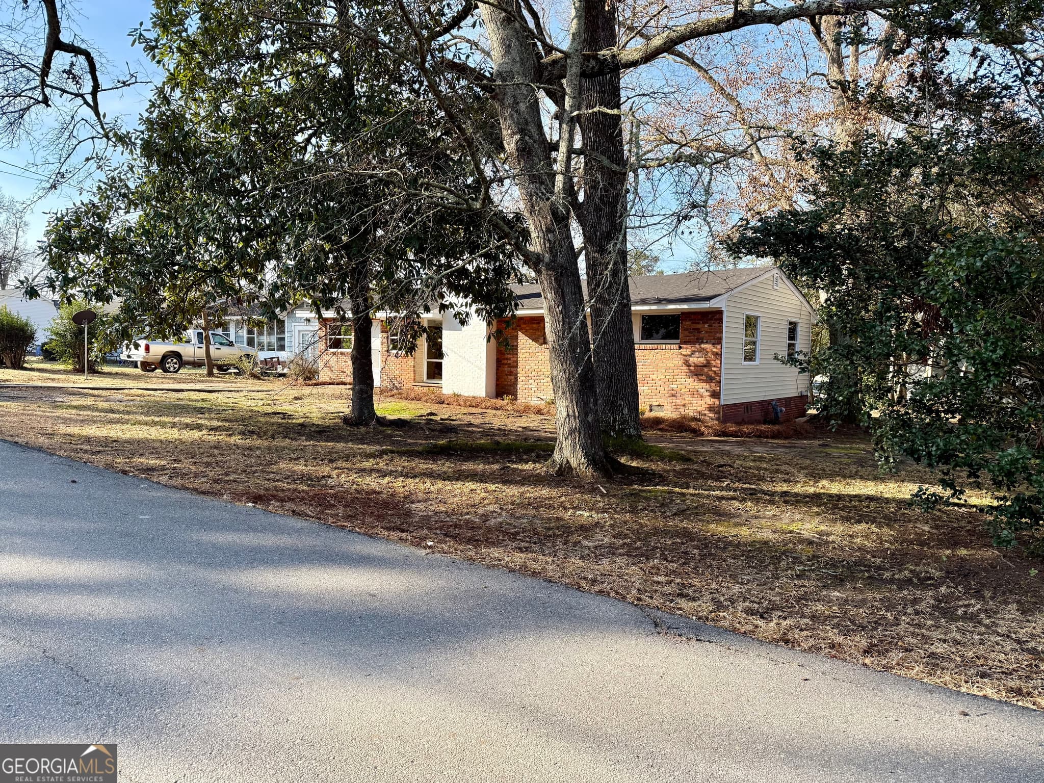 3 bedroom, 1 bathroom, 1,230 sq ft single family residence for sale at 609 Hillcrest Drive, Thomson, GA 30824 — photo 3