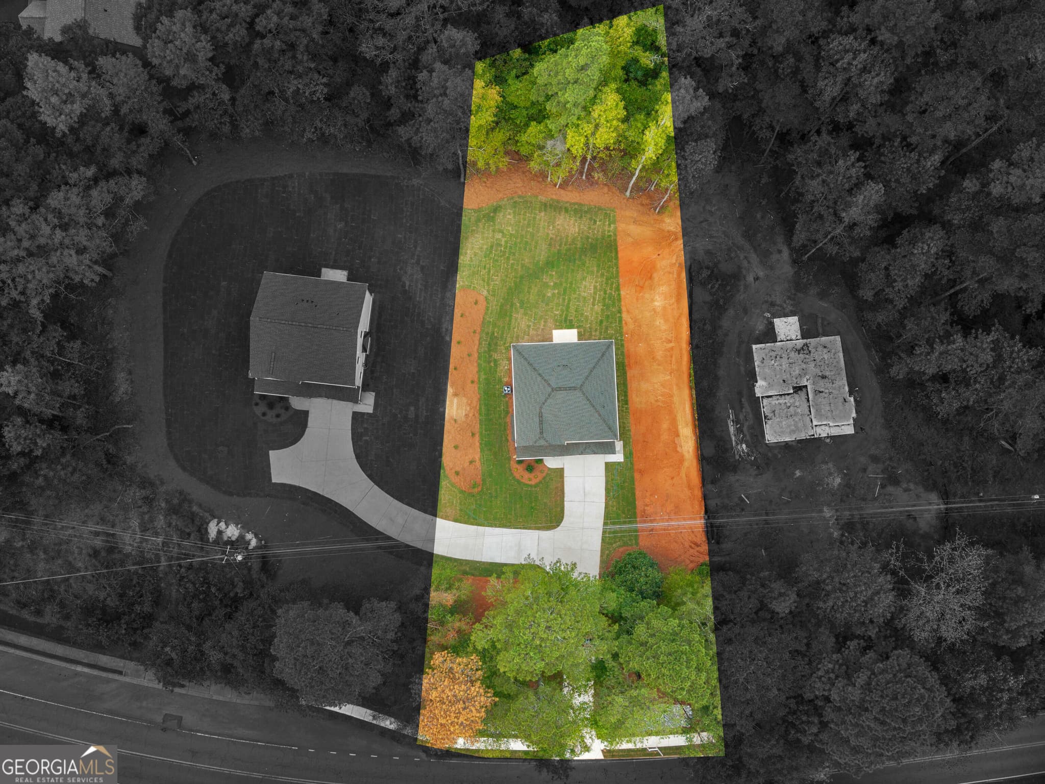 4 bedroom, 2.5 bathroom, 2,233 sq ft single family residence for sale at 1345 Johnson Road, Conyers, GA 30094 — photo 5