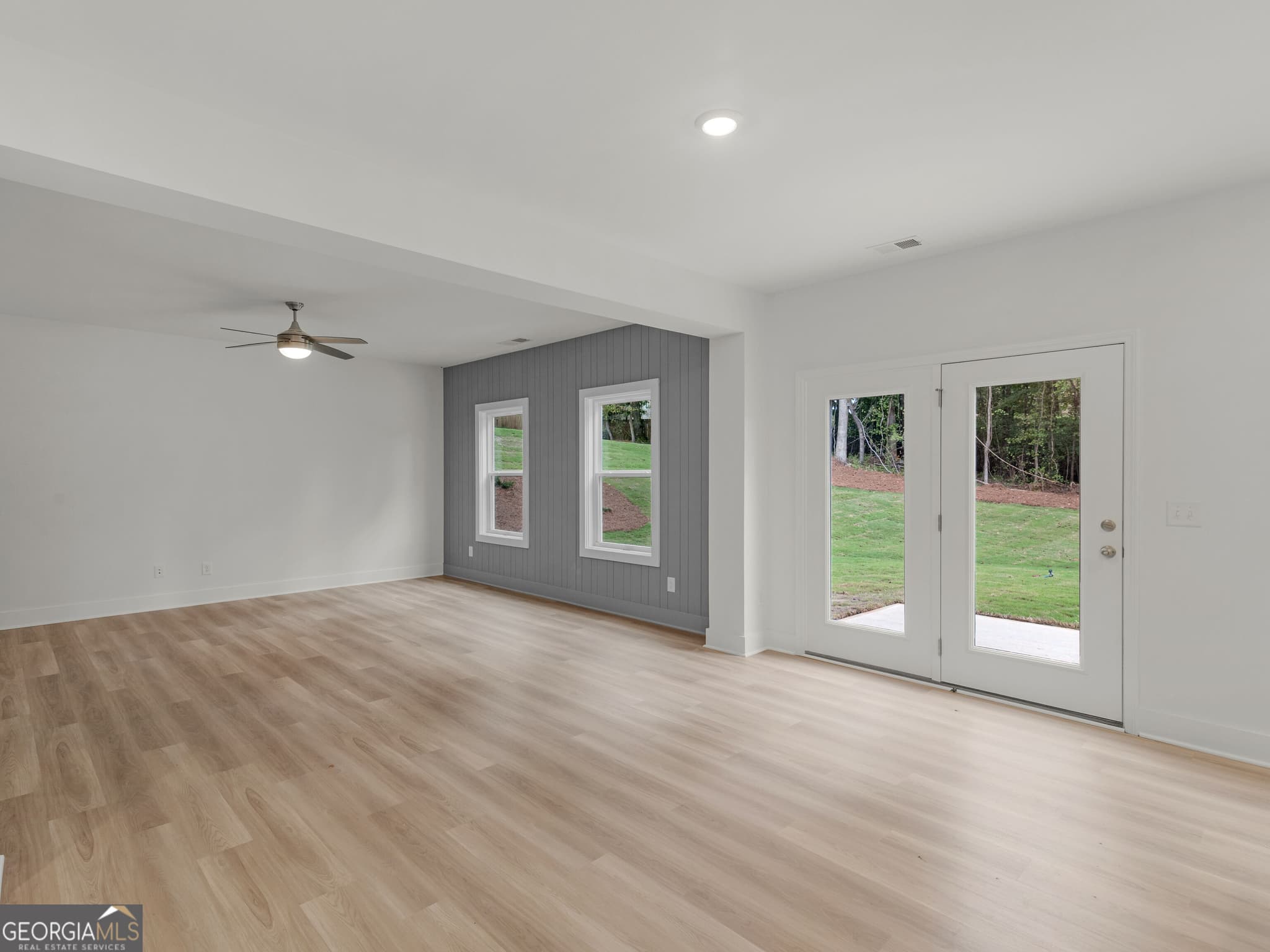 4 bedroom, 2.5 bathroom, 2,233 sq ft single family residence for sale at 1345 Johnson Road, Conyers, GA 30094 — photo 10