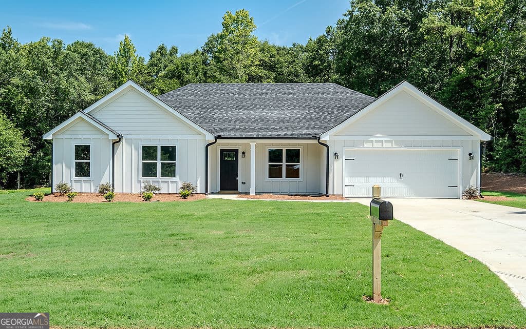 4 bedroom, 3 bathroom, 2,300 sq ft single family residence sold at 100 Wilson Garage Road, Commerce, GA 30529