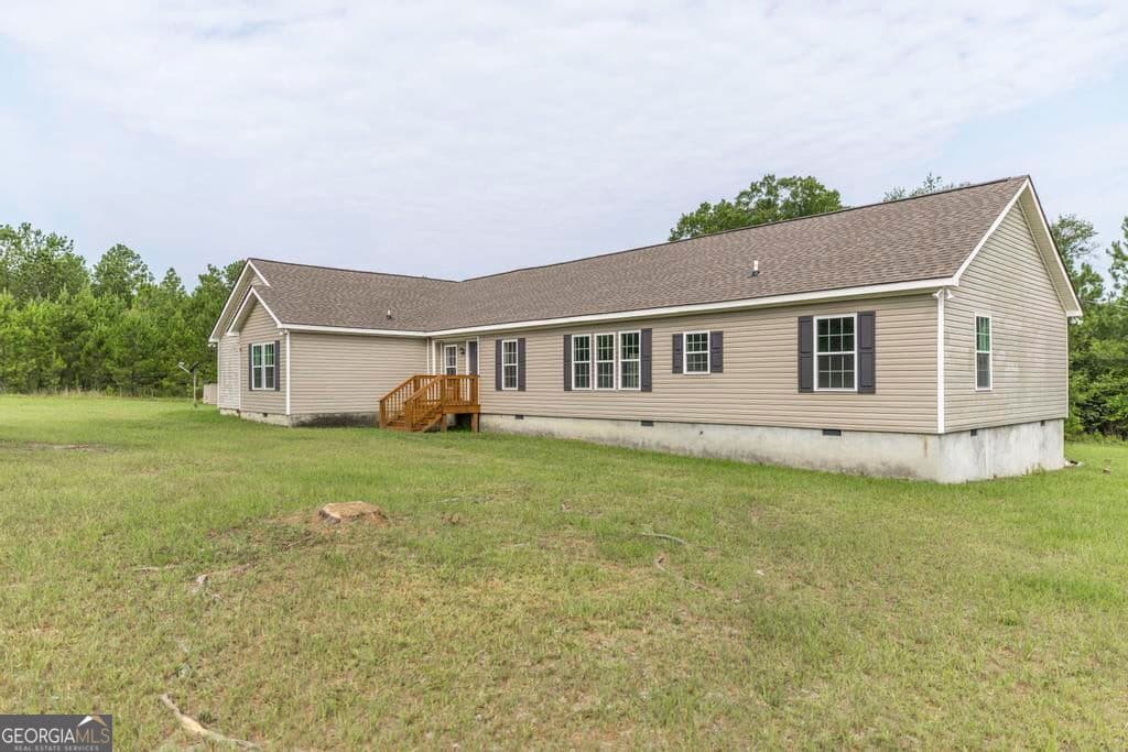 5 bedroom, 3 bathroom, 3,388 sq ft single family residence for sale at 330 Lennox Road, Dublin, GA 31021 — photo 2