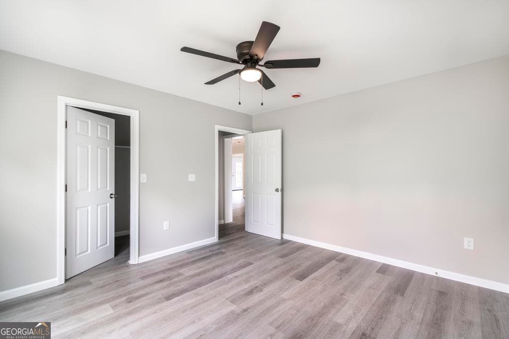 5 bedroom, 3 bathroom, 3,388 sq ft single family residence for sale at 330 Lennox Road, Dublin, GA 31021 — photo 9