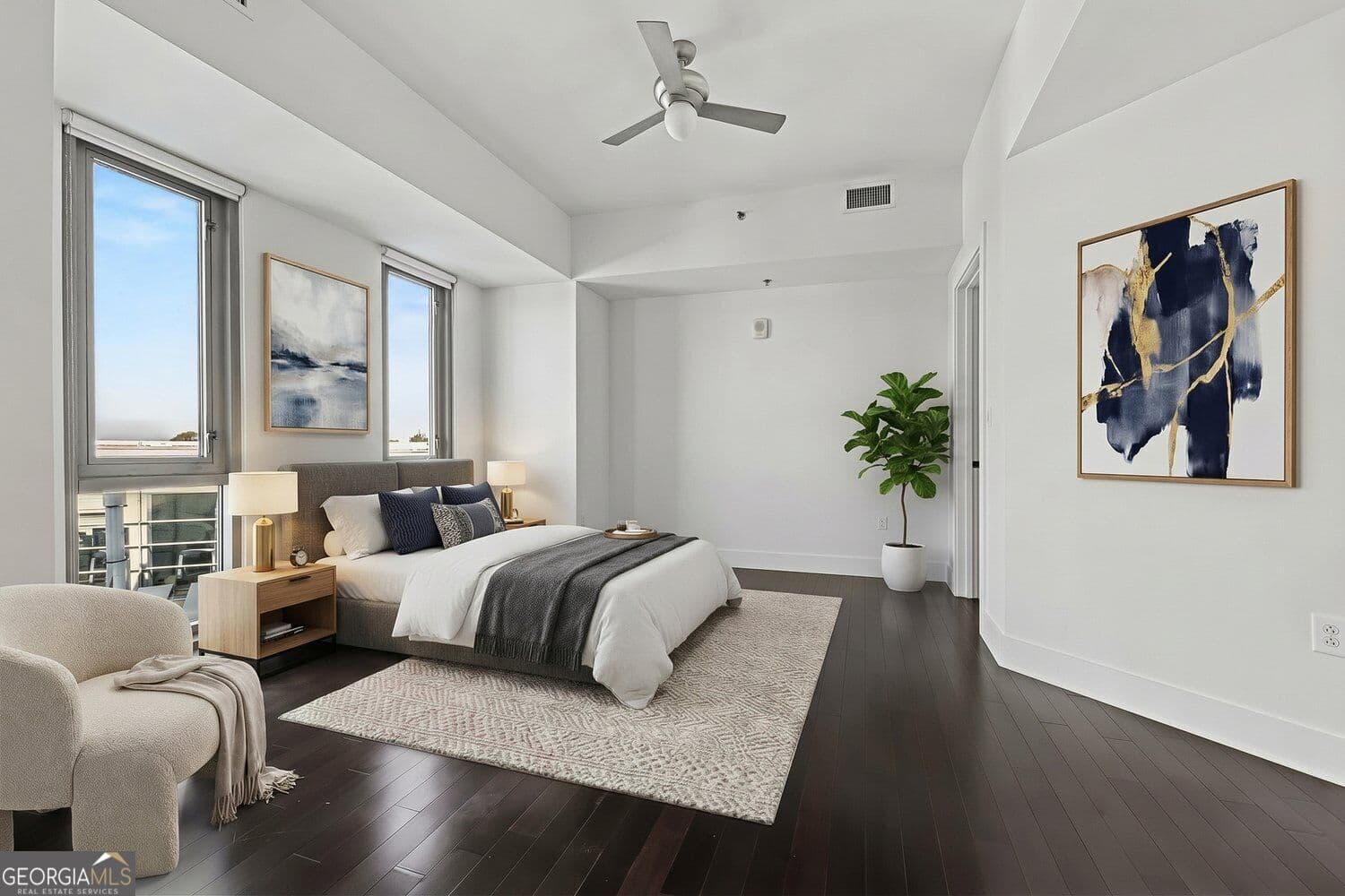 1 bedroom, 1 bathroom, 980 sq ft condominium for sale at 1100 Howell Mill Road 716, Atlanta, GA 30318 — photo 3